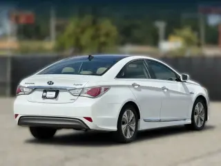 Hyundai SONATA Hybrid 2015 4dr Sedán