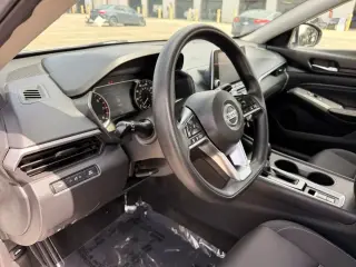 Nissan Altima 2019 AWD 2.5 S 4dr Sedán
