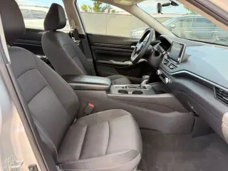 Nissan Altima 2019 AWD 2.5 S 4dr Sedán