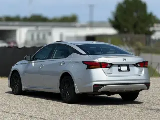 Nissan Altima 2019 AWD 2.5 S 4dr Sedán