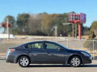 Nissan Altima 2012 2.5 4dr Sedán