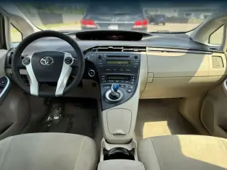 Toyota Prius 2011 One 4puertas Hatchback