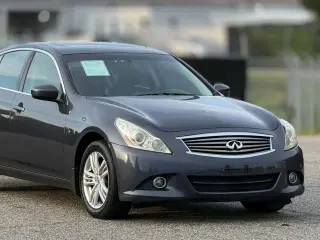 Sedán INFINITI G25 2011 AWD x 4dr Sedán