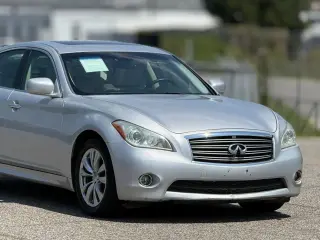 INFINITI M37 2011 4dr Sedán