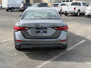 Nissan Sentra 2025 S 4dr Sedán