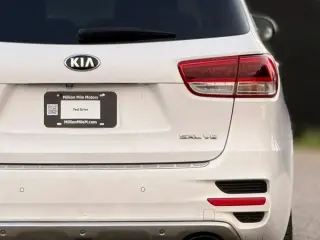 Kia Sorento 2016 AWD SX V6 4dr SUV