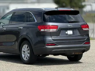 Kia Sorento 2017 AWD LX V6 4dr SUV