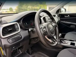 Kia Sorento 2017 AWD LX V6 4dr SUV