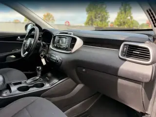 Kia Sorento 2017 AWD LX V6 4dr SUV