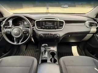 Kia Sorento 2017 AWD LX V6 4dr SUV