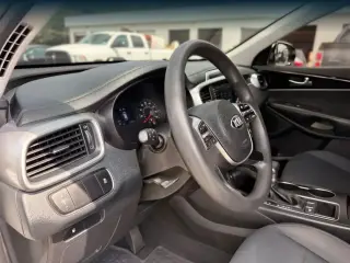 Kia Sorento 2020 S V6 4dr SUV
