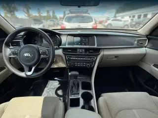 Kia Optima 2018 S 4dr Sedán