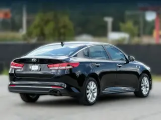 Kia Optima 2018 S 4dr Sedán