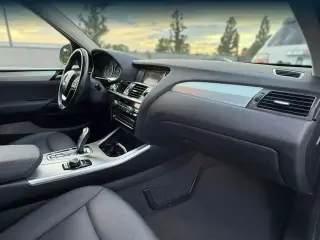 BMW X3 2017 AWD xDrive28i 4dr SUV