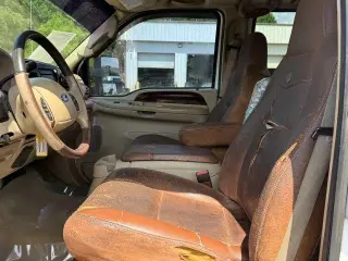 Ford F-250 Super Duty 2005 4dr Crew Cab Lariat 4WD LB