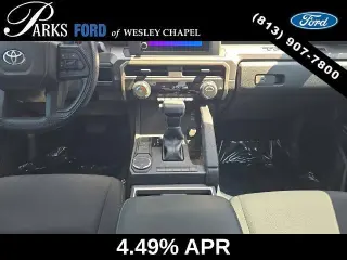 Toyota Tacoma 2024 4x2 SR5 4dr Double Cab 5.0 ft SB