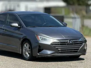 Hyundai ELANTRA 2019 SE 4dr Sedán 6M