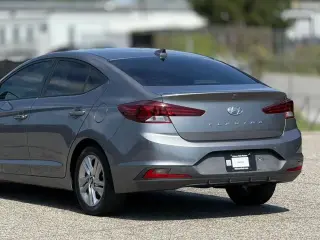 Hyundai ELANTRA 2019 SE 4dr Sedán 6M