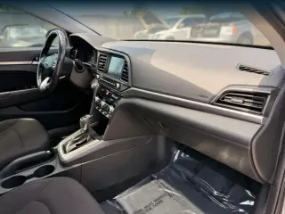 Hyundai ELANTRA 2019 SE 4dr Sedán 6M
