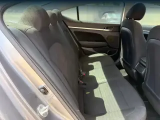 Hyundai ELANTRA 2019 SE 4dr Sedán 6M