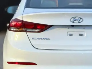 Hyundai ELANTRA 2018 SEL 4dr Sedán (EE.UU.)