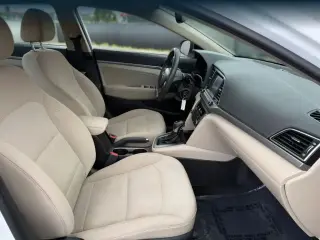 Hyundai ELANTRA 2018 SEL 4dr Sedán (EE.UU.)