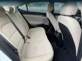 Hyundai ELANTRA 2018 SEL 4dr Sedán (EE.UU.)