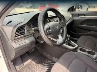 Hyundai ELANTRA 2019 SE Sedán de 4 puertas 6M