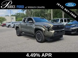 Toyota Tacoma 2026 4x2 TRD Sport 4dr Double Cab 5.0 ft SB