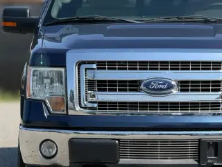 Ford F-150 2013 4x4 King Ranch 4dr SuperCrew Styleside 5.5 ft. SB