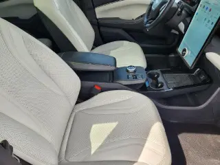Ford Mustang Mach-E 2023 AWD Premium 4dr SUV