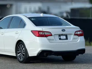Subaru Legacy 2019 AWD 2.5i Premium 4dr Sedán