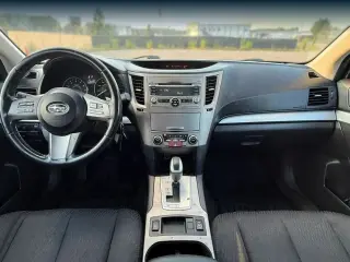 Subaru Legacy 2011 tracción integral 2.5i Premium 4p Sedán CVT