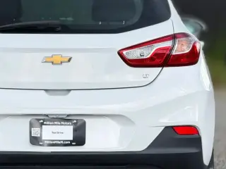 Chevrolet Cruze 2018 LT Auto 4dr Hatchback