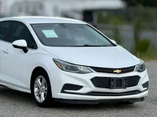 Chevrolet Cruze 2018 LT Auto 4dr Hatchback