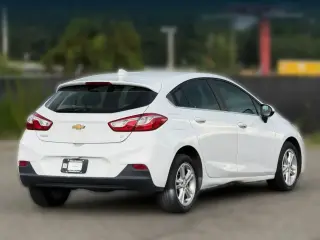 Chevrolet Cruze 2018 LT Auto 4dr Hatchback