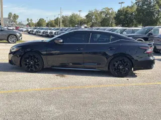 Nissan Maxima 2021 3.5 SR Sedán 4 puertas