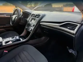 Ford Fusion 2017 SE 4dr Sedán
