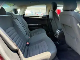 Ford Fusion 2017 SE 4dr Sedán