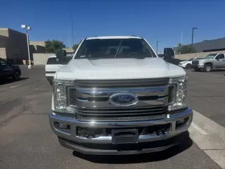 Ford F-250 Super Duty 2018 4x4 XLT 4dr Crew Cab 6.8 ft. SB Pickup