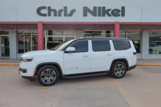 2022 Jeep Wagoneer