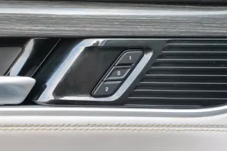 2022 Jeep Wagoneer