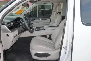2022 Jeep Wagoneer