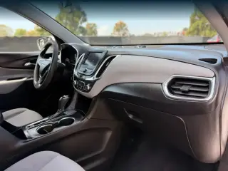 Chevrolet Equinox 2020 LT 4dr SUV con 1LT