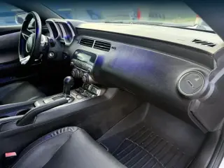 Chevrolet Camaro 2011 SS 2dr Convertible w/2SS