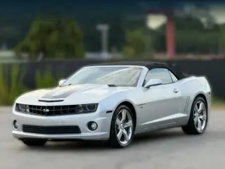 Chevrolet Camaro 2011 SS 2dr Convertible w/2SS