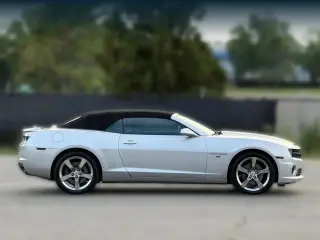 Chevrolet Camaro 2011 SS 2dr Convertible w/2SS