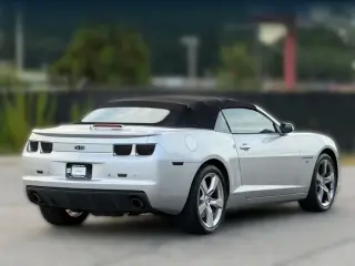 Chevrolet Camaro 2011 SS 2dr Convertible w/2SS