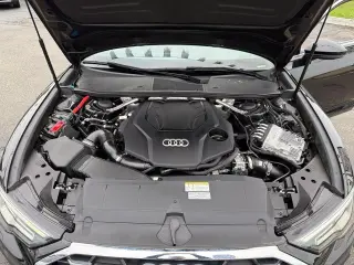 Audi A6 2024 AWD quattro Premium Plus 55 TFSI 4dr Sedán