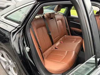 Audi A6 2024 AWD quattro Premium Plus 55 TFSI 4dr Sedán